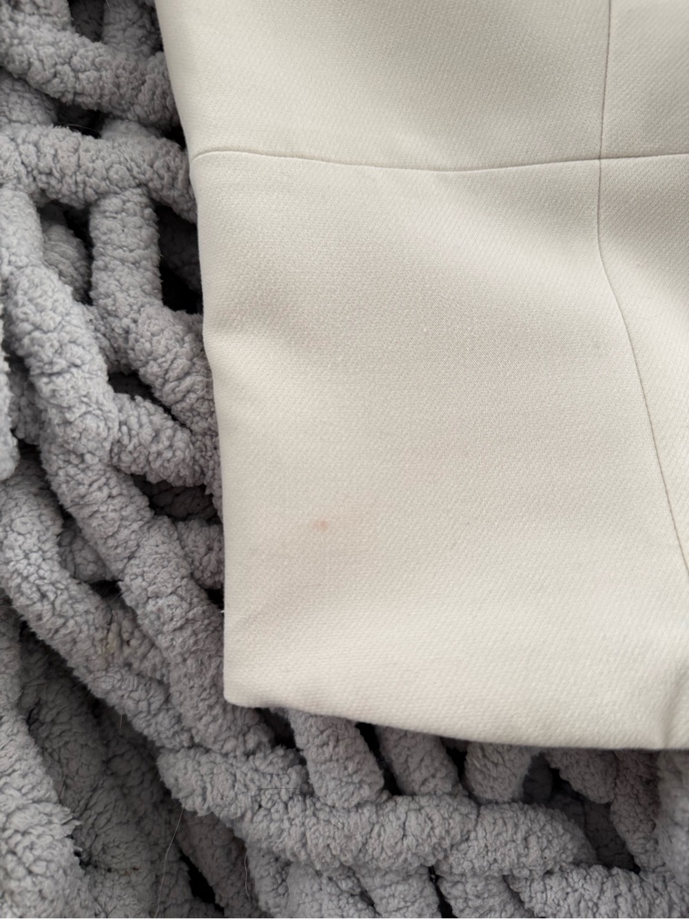 Dynamite Cream Structured Cropped Tank - Picture 4 of 5